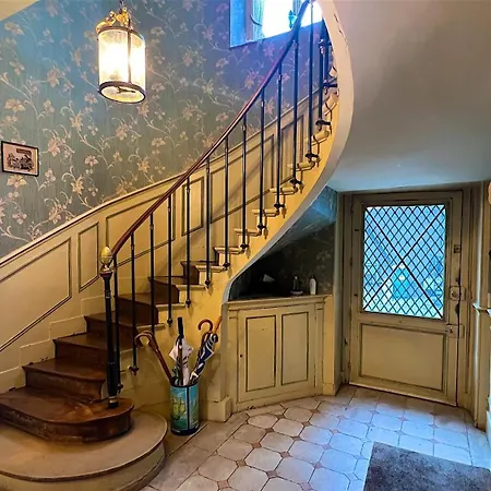 Chambres D'hotes Dans Maison De Maitre Du 18e Siecle